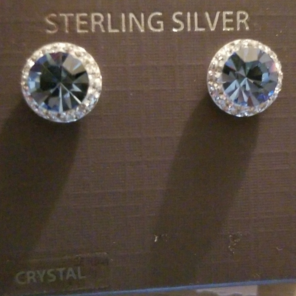 Beautiful sparkling sterling silver earrings